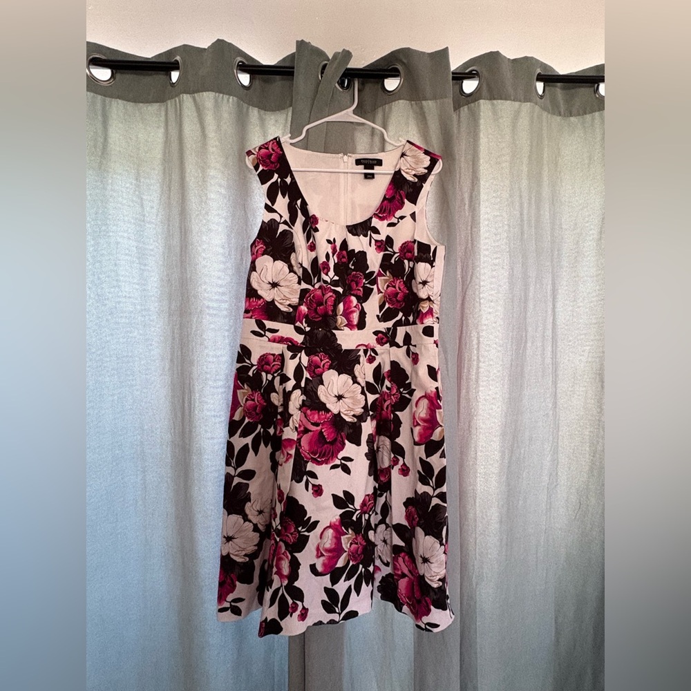White House black market dress